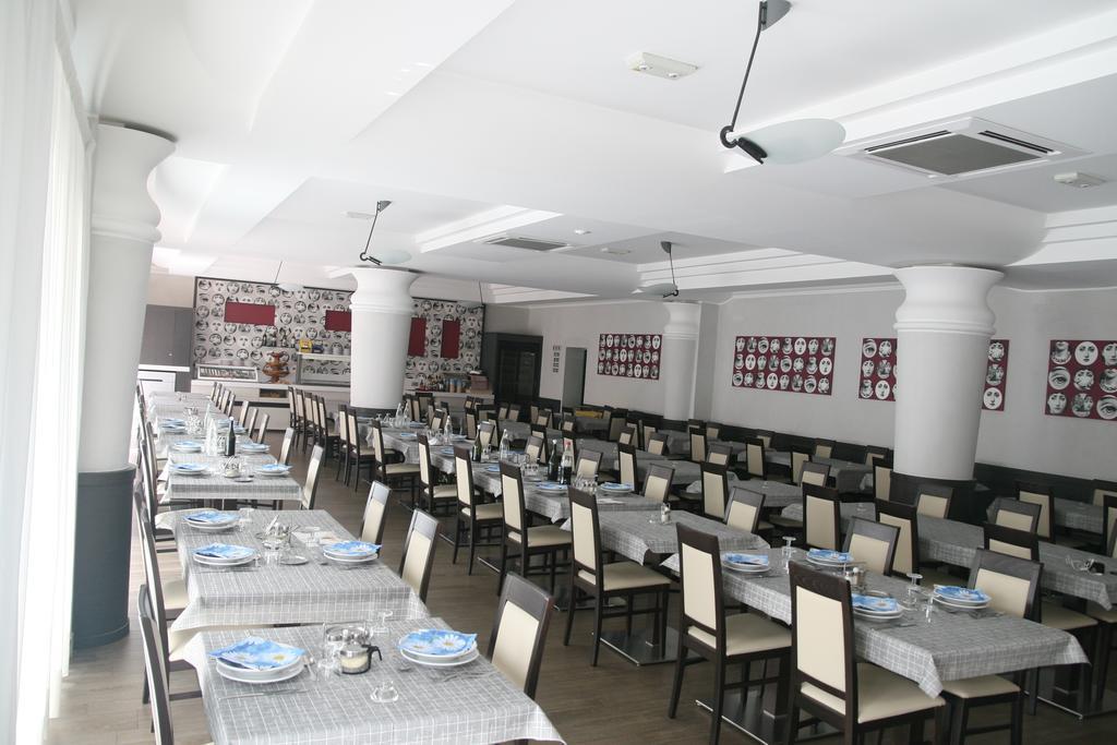 Hotel Stanchini Беллария-Иджеа-Марина Экстерьер фото